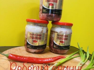 Консерва м'ясна "Реберця Свинні Тушковані " 500 г